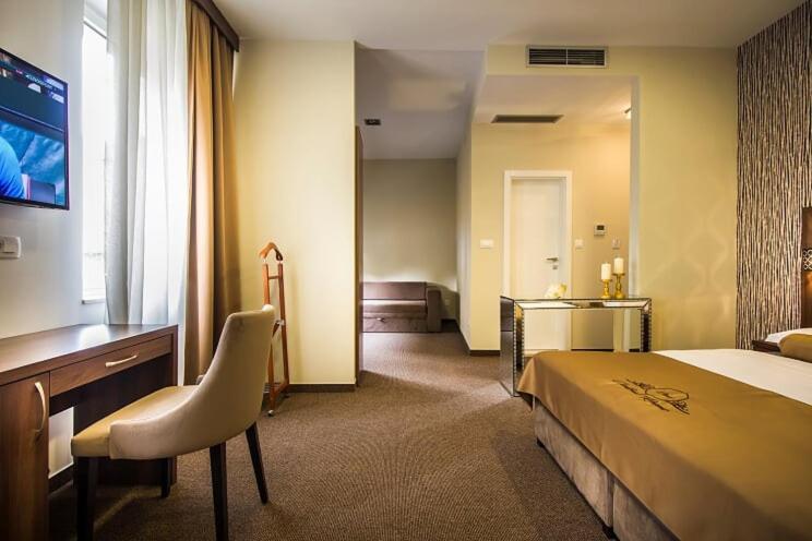 Central Luxury Rooms Omiš Extérieur photo